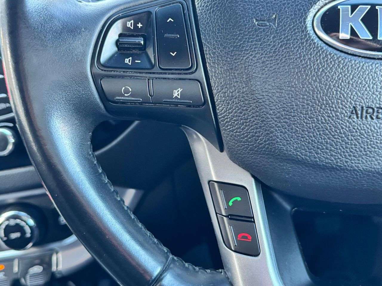 2016 KIA RIO 2016 KIA RIO