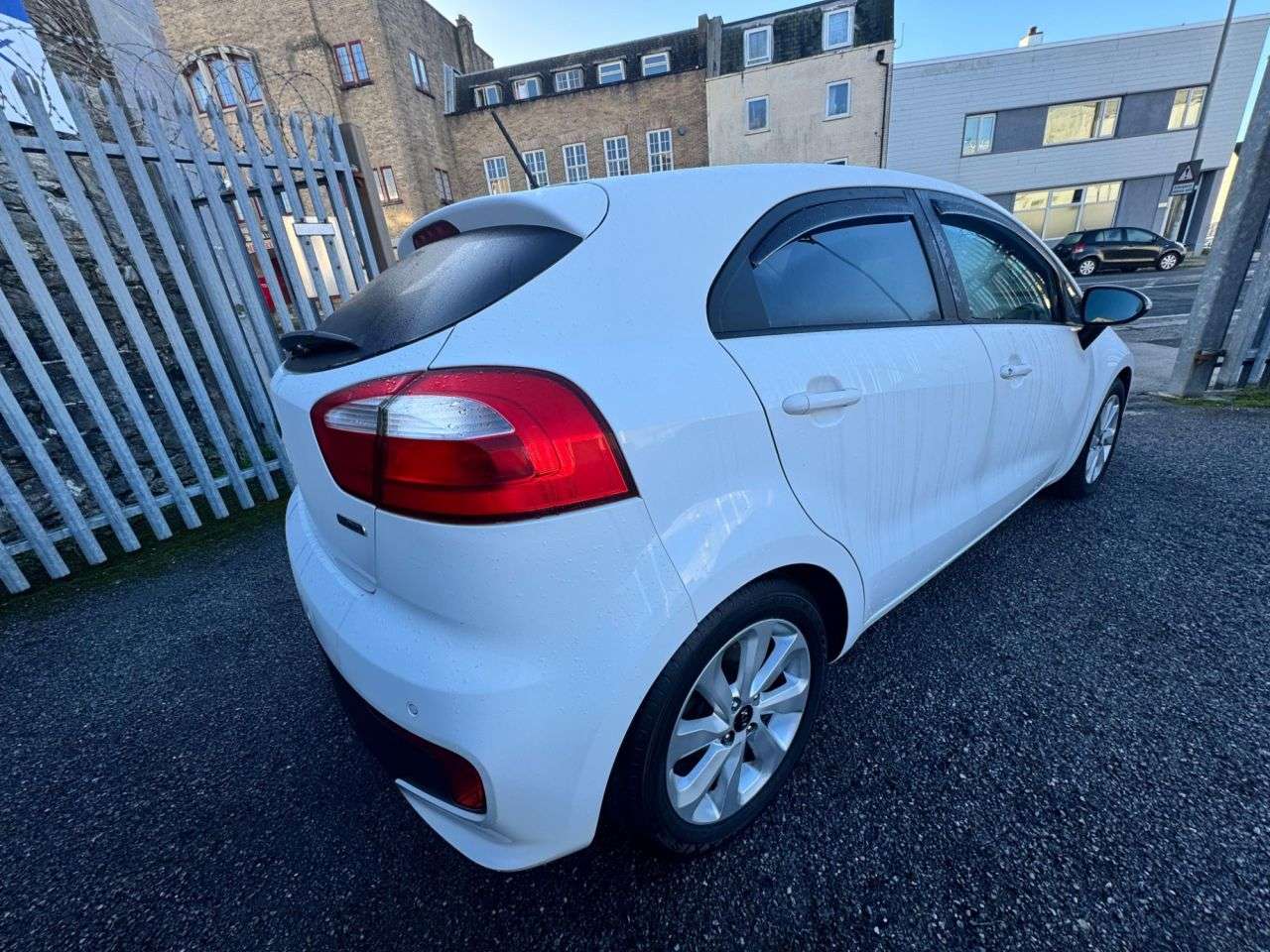 2016 KIA RIO 2016 KIA RIO