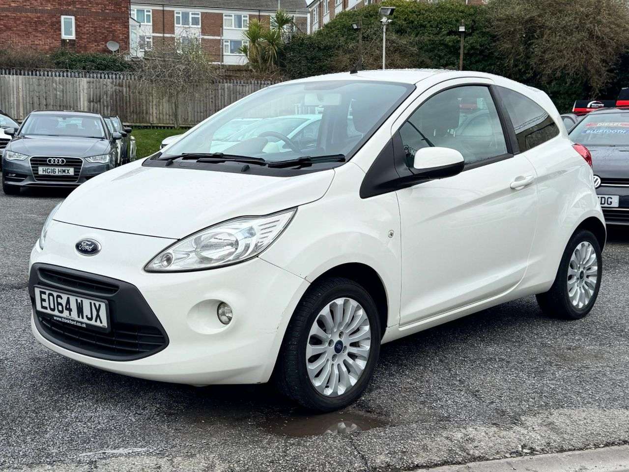 A 2014 FORD KA 1.2 Zetec Hatchback 3dr Petrol Manual Euro 5 (s/s) (69 ps) A 2014 FORD KA 1.2 Zetec Hatchback 3dr Petrol Manual Euro 5 (s/s) (69 ps)