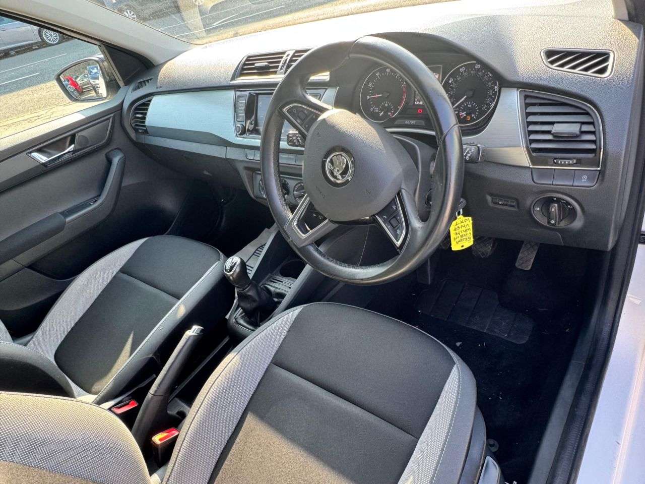 2017 SKODA FABIA 2017 SKODA FABIA