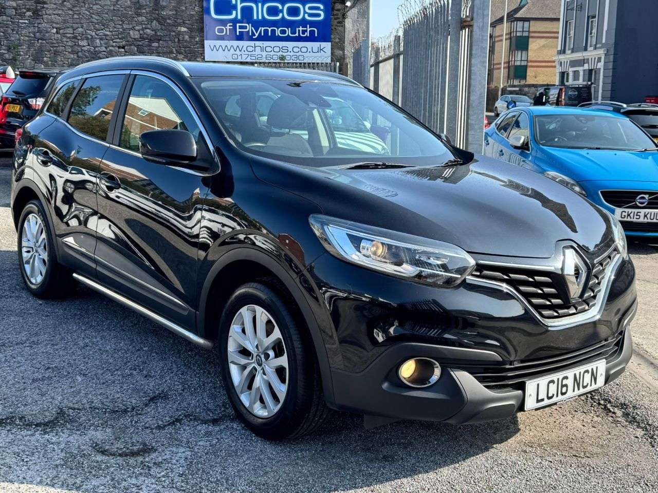 A 2016 RENAULT KADJAR 1.5 dCi Dynamique Nav SUV 5dr Diesel Manual Euro 6 (s/s) (110 ps) A 2016 RENAULT KADJAR 1.5 dCi Dynamique Nav SUV 5dr Diesel Manual Euro 6 (s/s) (110 ps)