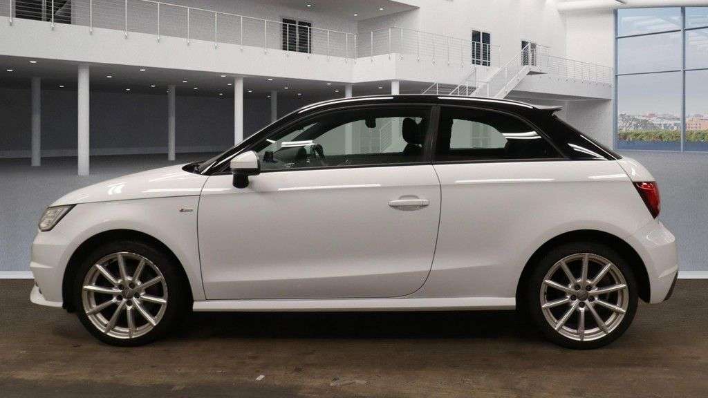 A 2015 AUDI A1 1.4 TFSI S line Hatchback 3dr Petrol Manual Euro 6 (s/s) (125 ps) A 2015 AUDI A1 1.4 TFSI S line Hatchback 3dr Petrol Manual Euro 6 (s/s) (125 ps)