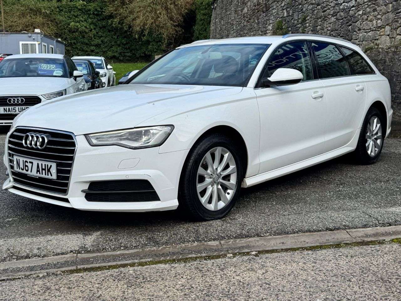 A 2017 AUDI A6 AVANT 2.0 TDI ultra SE Executive Estate 5dr Diesel Manual Euro 6 (s/s) (190 ps) A 2017 AUDI A6 AVANT 2.0 TDI ultra SE Executive Estate 5dr Diesel Manual Euro 6 (s/s) (190 ps)