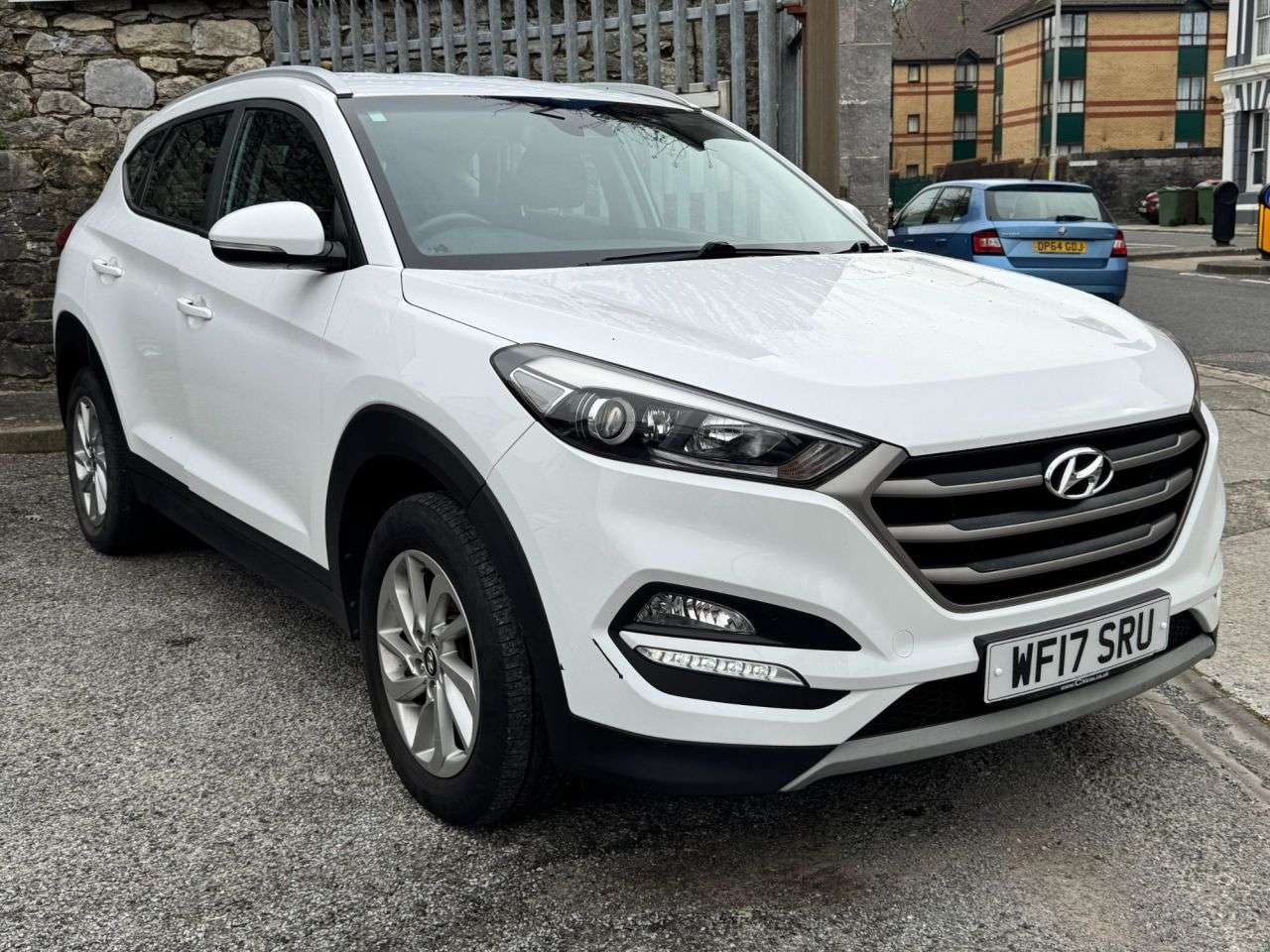 A 2017 HYUNDAI TUCSON 1.7 CRDi Blue Drive SE Nav SUV 5dr Diesel Manual Euro 6 (s/s) (116 ps) A 2017 HYUNDAI TUCSON 1.7 CRDi Blue Drive SE Nav SUV 5dr Diesel Manual Euro 6 (s/s) (116 ps)