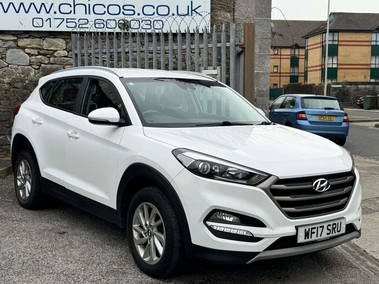 A 2017 HYUNDAI TUCSON 1.7 CRDi Blue Drive SE Nav SUV 5dr Diesel Manual Euro 6 (s/s) (116 ps) A 2017 HYUNDAI TUCSON 1.7 CRDi Blue Drive SE Nav SUV 5dr Diesel Manual Euro 6 (s/s) (116 ps)