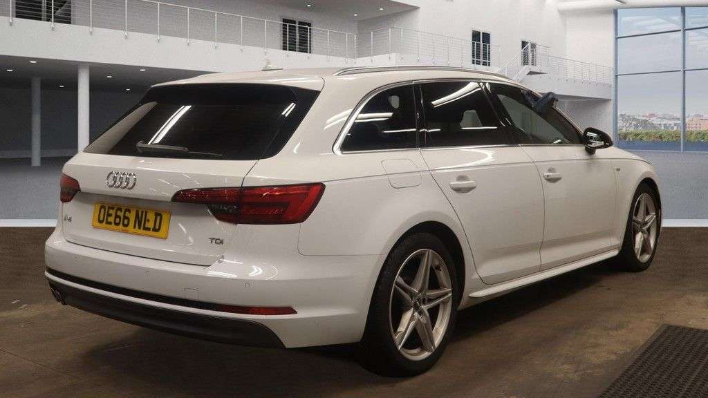 2017 AUDI A4 AVANT 2017 AUDI A4 AVANT