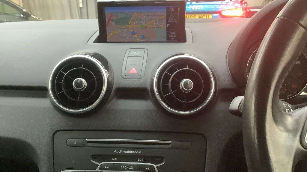 2016 AUDI A1 2016 AUDI A1