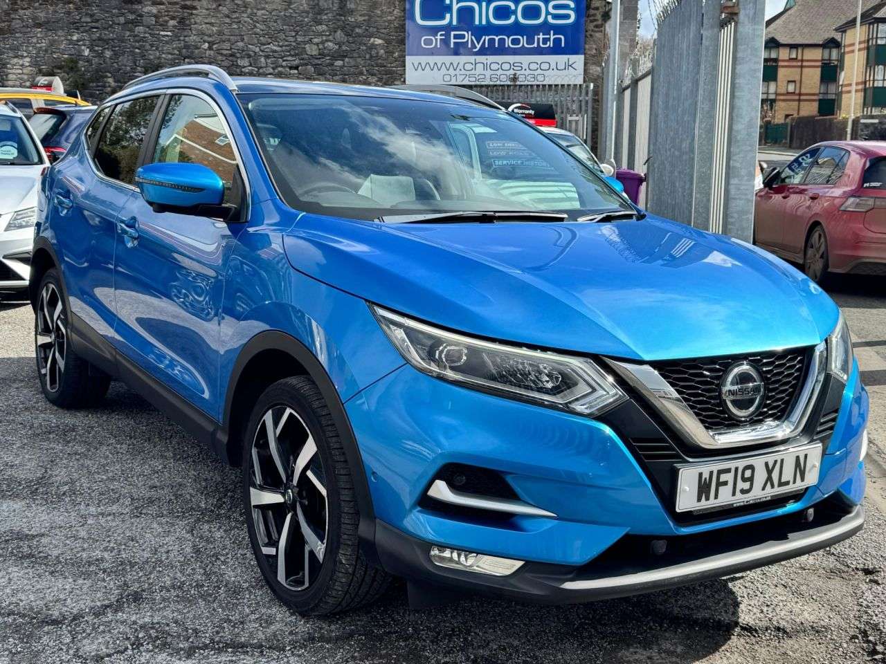 A 2019 NISSAN QASHQAI 1.3 DIG-T Tekna SUV 5dr Petrol Manual Euro 6 (s/s) (140 ps) A 2019 NISSAN QASHQAI 1.3 DIG-T Tekna SUV 5dr Petrol Manual Euro 6 (s/s) (140 ps)