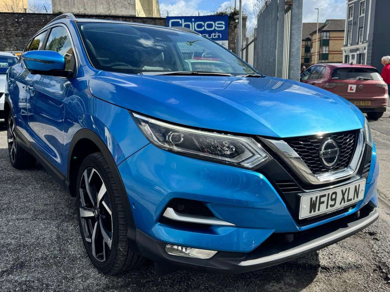 A 2019 NISSAN QASHQAI 1.3 DIG-T Tekna SUV 5dr Petrol Manual Euro 6 (s/s) (140 ps) A 2019 NISSAN QASHQAI 1.3 DIG-T Tekna SUV 5dr Petrol Manual Euro 6 (s/s) (140 ps)
