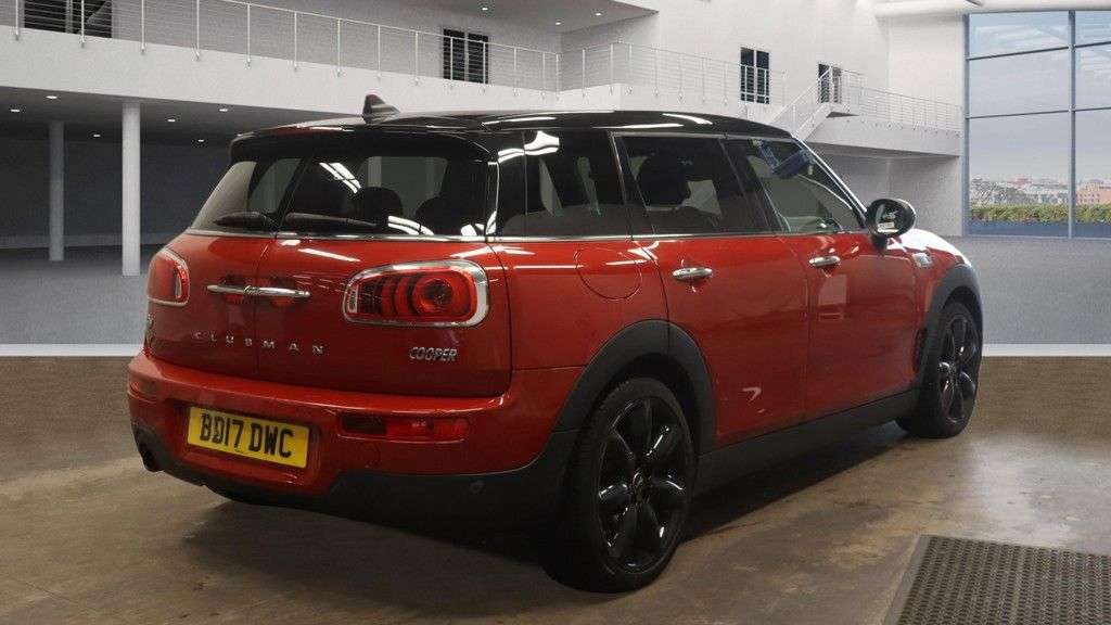 2017 MINI CLUBMAN 2017 MINI CLUBMAN