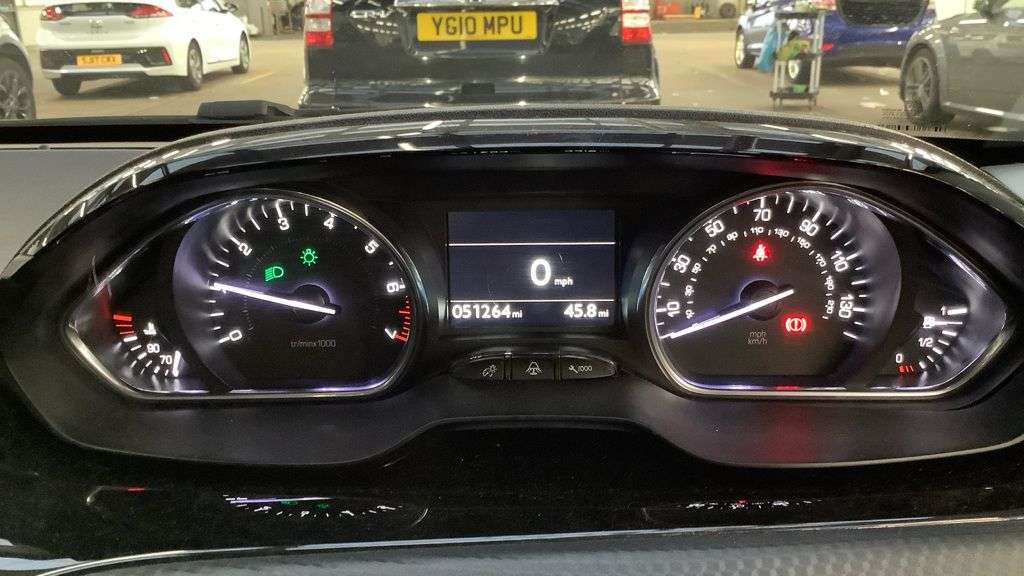 2018 PEUGEOT 2008 2018 PEUGEOT 2008