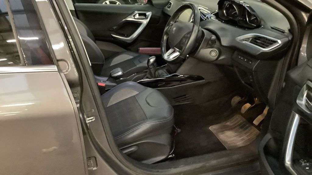 2018 PEUGEOT 2008 2018 PEUGEOT 2008