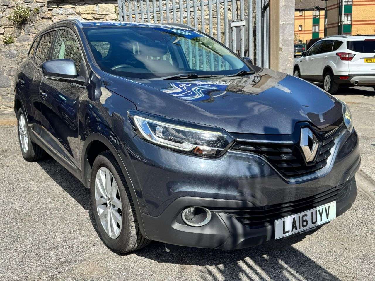 A 2016 RENAULT KADJAR 1.5 dCi Dynamique Nav SUV 5dr Diesel EDC Euro 6 (s/s) (110 ps) A 2016 RENAULT KADJAR 1.5 dCi Dynamique Nav SUV 5dr Diesel EDC Euro 6 (s/s) (110 ps)