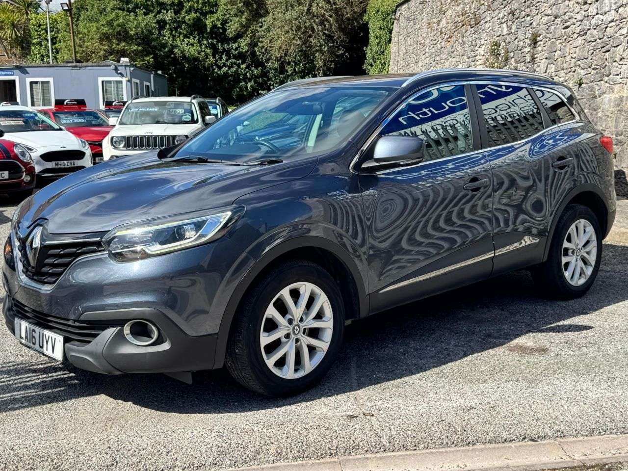 A 2016 RENAULT KADJAR 1.5 dCi Dynamique Nav SUV 5dr Diesel EDC Euro 6 (s/s) (110 ps) A 2016 RENAULT KADJAR 1.5 dCi Dynamique Nav SUV 5dr Diesel EDC Euro 6 (s/s) (110 ps)