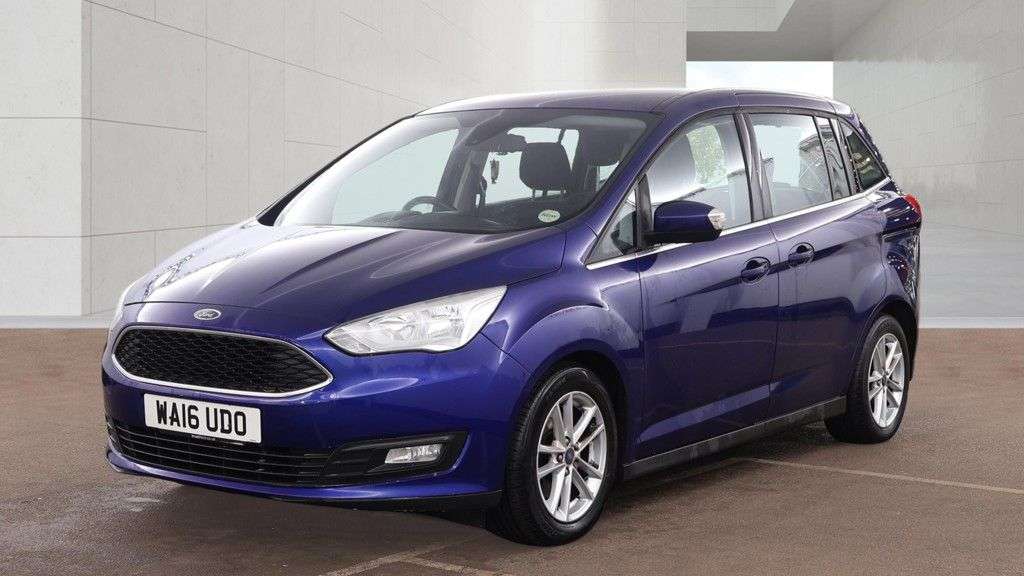 A 2016 FORD GRAND C-MAX 1.5 TDCi Zetec MPV 5dr Diesel Manual Euro 6 (s/s) (120 ps) A 2016 FORD GRAND C-MAX 1.5 TDCi Zetec MPV 5dr Diesel Manual Euro 6 (s/s) (120 ps)