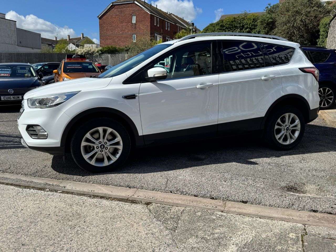 A 2017 FORD KUGA 2.0 TDCi Titanium SUV 5dr Diesel Manual Euro 6 (s/s) (150 ps) A 2017 FORD KUGA 2.0 TDCi Titanium SUV 5dr Diesel Manual Euro 6 (s/s) (150 ps)