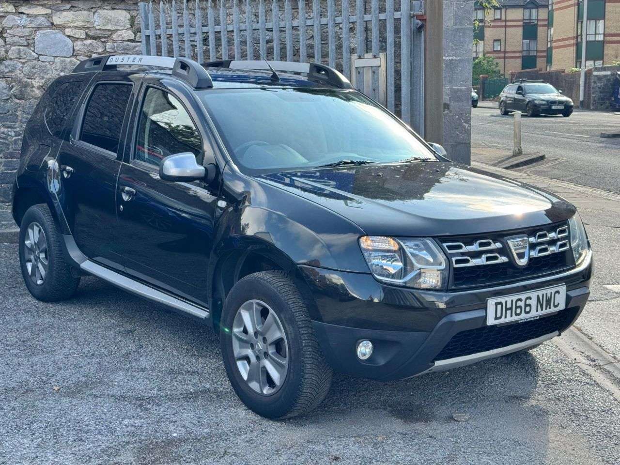 A 2017 DACIA DUSTER 1.5 dCi Laureate SUV 5dr Diesel Manual 4WD Euro 6 (s/s) (110 ps) A 2017 DACIA DUSTER 1.5 dCi Laureate SUV 5dr Diesel Manual 4WD Euro 6 (s/s) (110 ps)