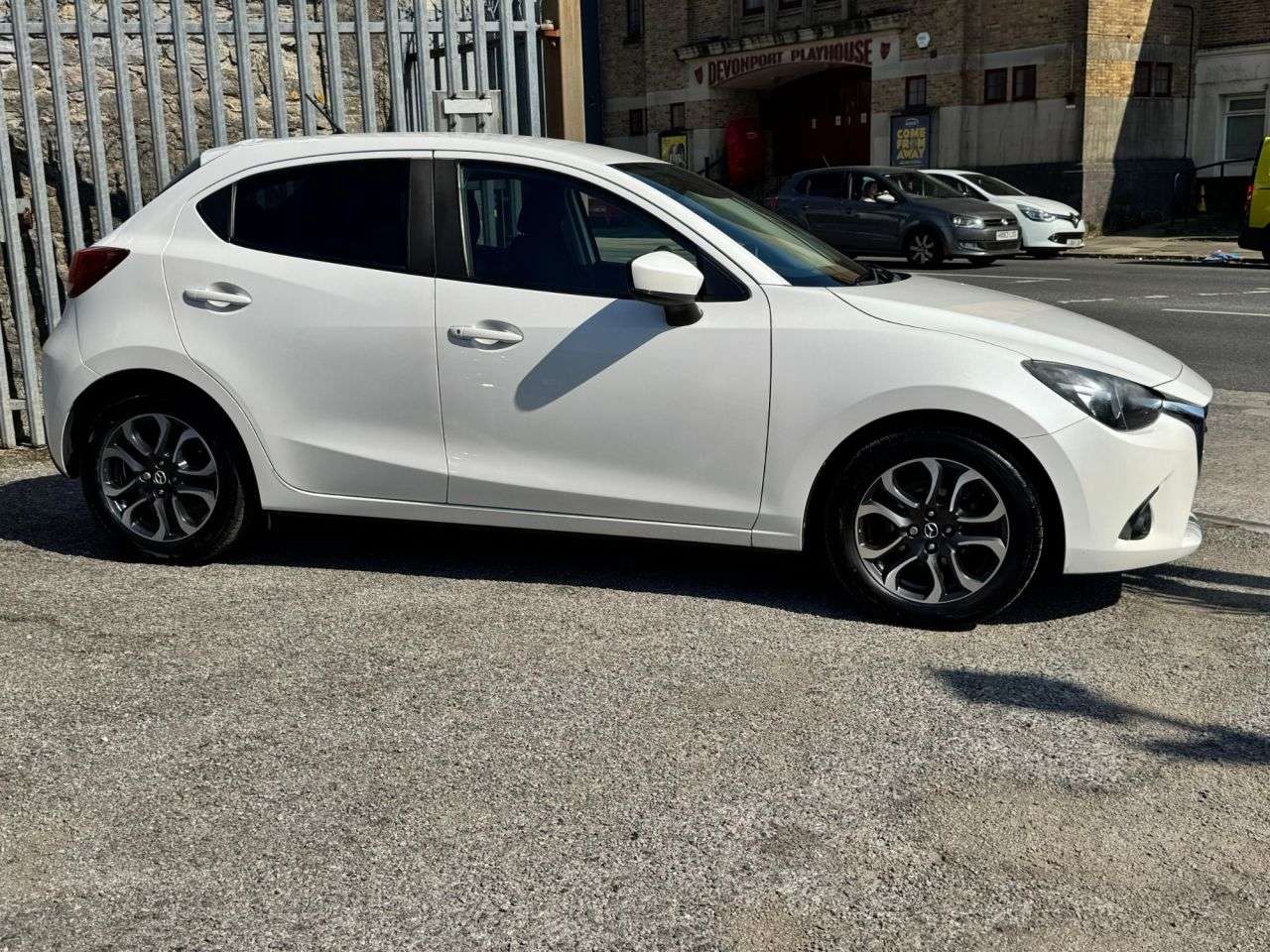 2017 MAZDA MAZDA2 2017 MAZDA MAZDA2