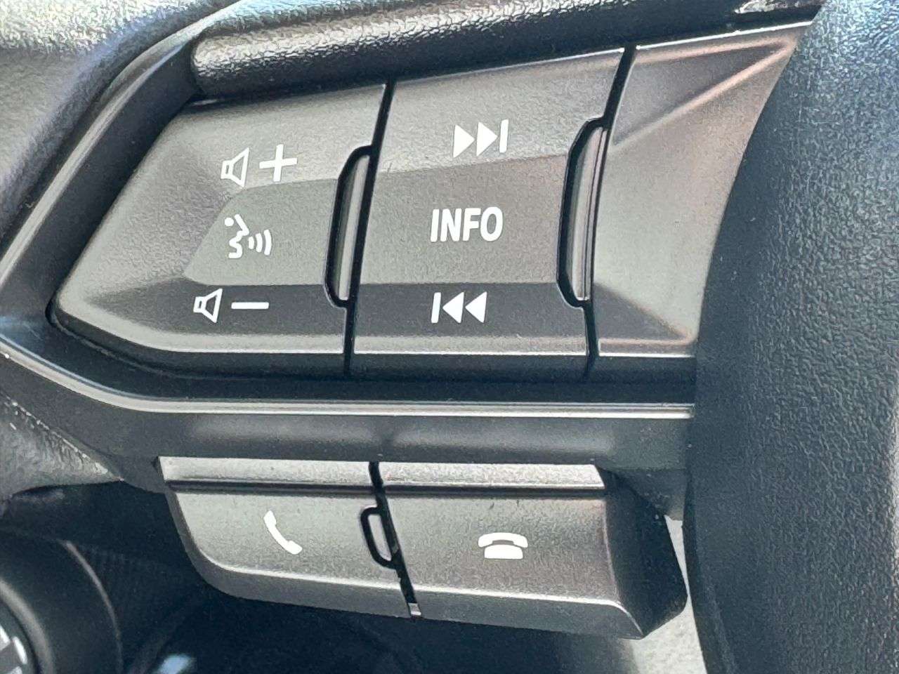 2017 MAZDA MAZDA2 2017 MAZDA MAZDA2
