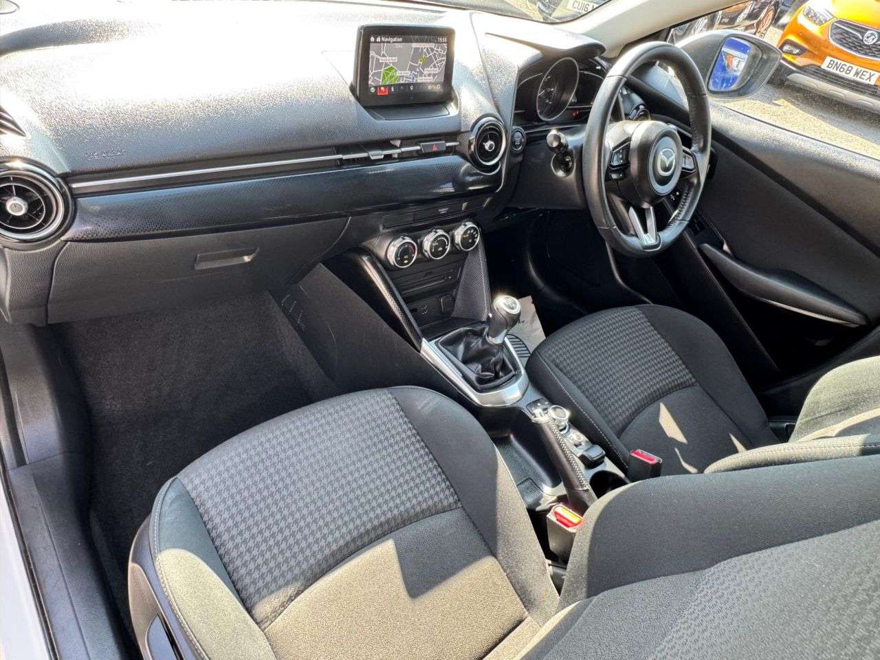 2017 MAZDA MAZDA2 2017 MAZDA MAZDA2