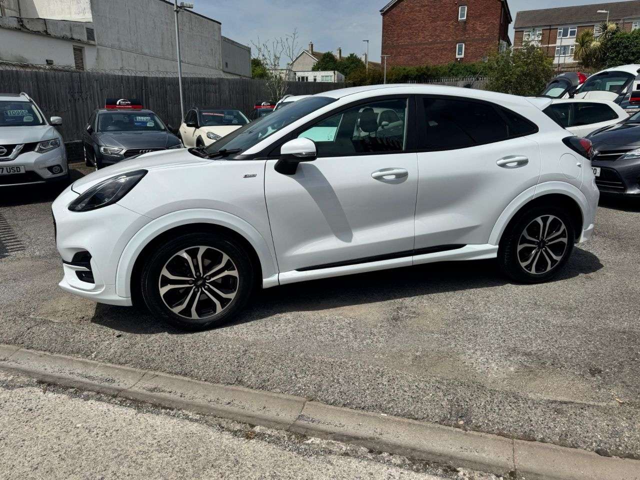 A 2020 FORD PUMA 1.0T EcoBoost ST-Line SUV 5dr Petrol Manual Euro 6 (s/s) (125 ps) A 2020 FORD PUMA 1.0T EcoBoost ST-Line SUV 5dr Petrol Manual Euro 6 (s/s) (125 ps)