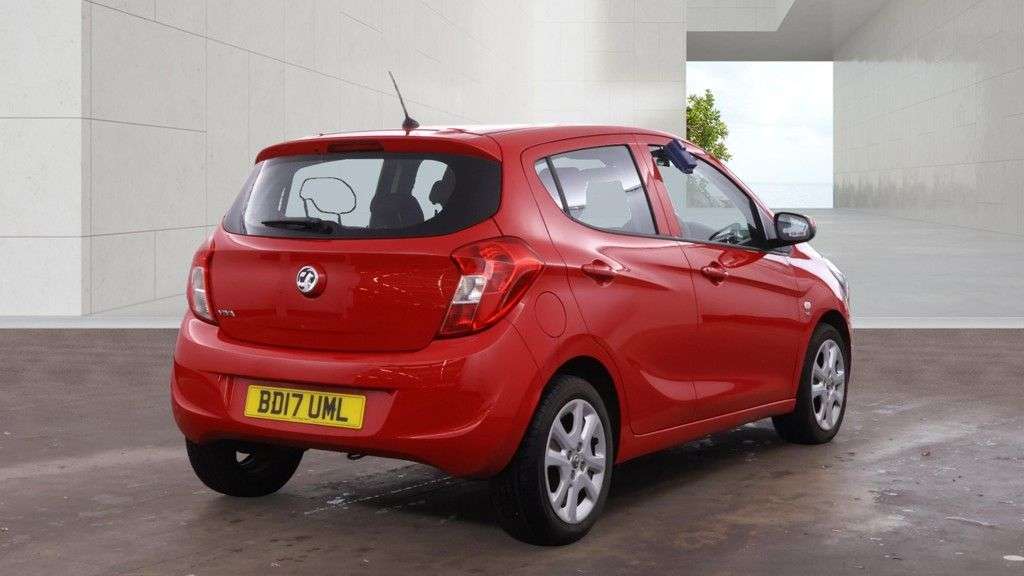 A 2017 VAUXHALL VIVA 1.0i SE Hatchback 5dr Petrol Manual Euro 6 (a/c) (75 ps) A 2017 VAUXHALL VIVA 1.0i SE Hatchback 5dr Petrol Manual Euro 6 (a/c) (75 ps)