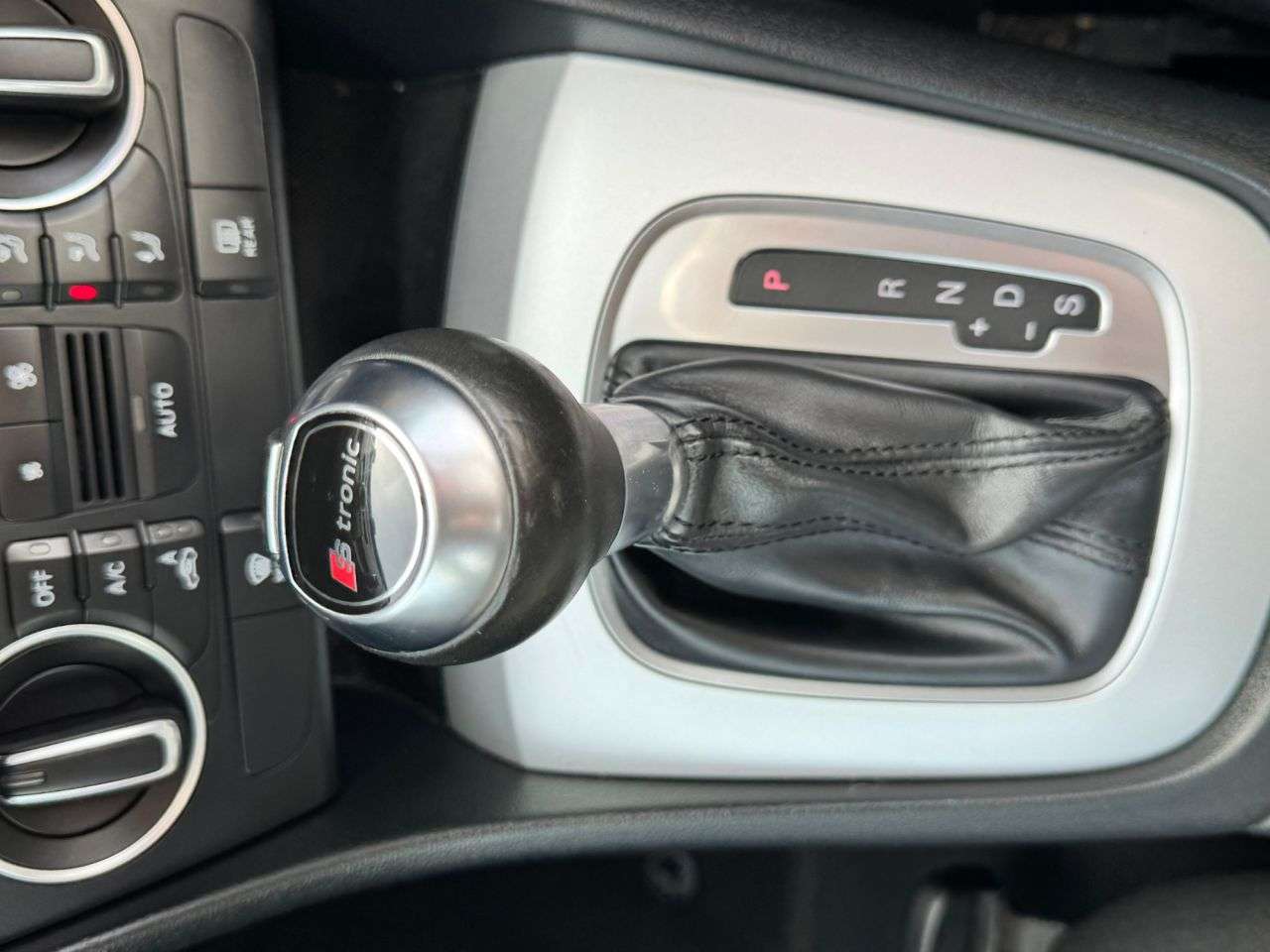 2017 AUDI Q3 2017 AUDI Q3