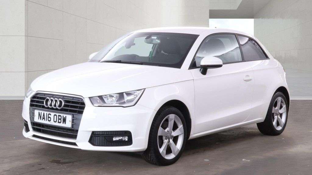 A 2016 AUDI A1 1.4 TFSI Sport Hatchback 3dr Petrol Manual Euro 6 (s/s) (125 ps) A 2016 AUDI A1 1.4 TFSI Sport Hatchback 3dr Petrol Manual Euro 6 (s/s) (125 ps)