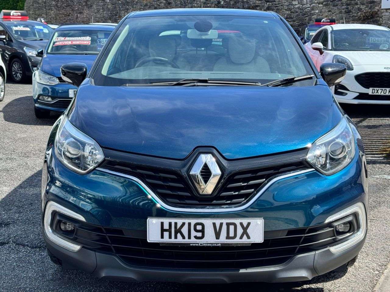 A 2019 RENAULT CAPTUR 1.5 dCi ENERGY Iconic SUV 5dr Diesel Manual Euro 6 (s/s) (90 ps) A 2019 RENAULT CAPTUR 1.5 dCi ENERGY Iconic SUV 5dr Diesel Manual Euro 6 (s/s) (90 ps)