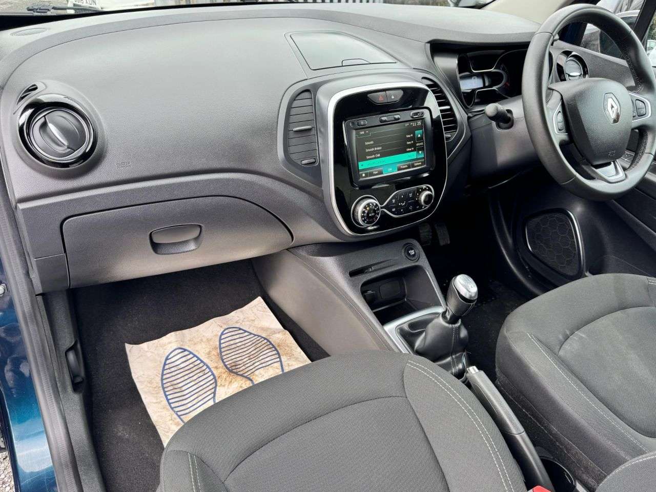 2019 RENAULT CAPTUR 2019 RENAULT CAPTUR