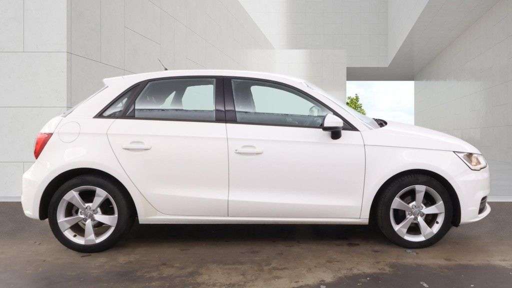 A 2018 AUDI A1 1.0 TFSI Sport Sportback 5dr Petrol Manual Euro 6 (s/s) (Nav) (95 ps) A 2018 AUDI A1 1.0 TFSI Sport Sportback 5dr Petrol Manual Euro 6 (s/s) (Nav) (95 ps)