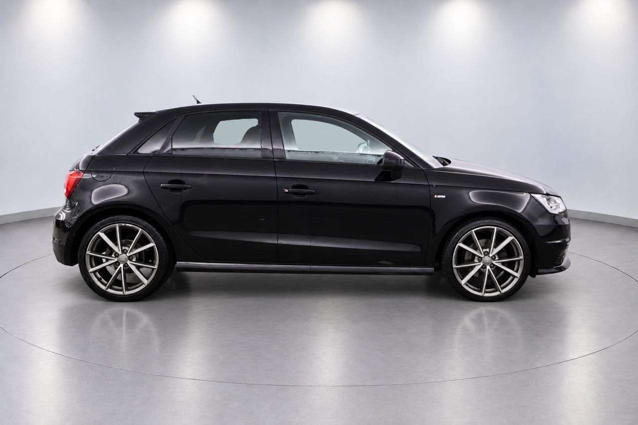 2018 AUDI A1 2018 AUDI A1