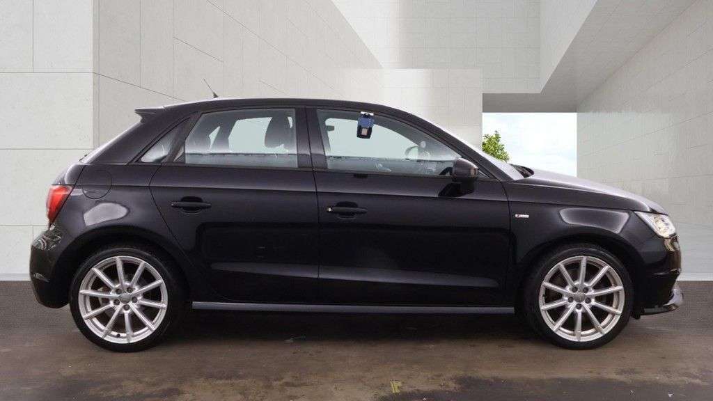 2017 AUDI A1 2017 AUDI A1