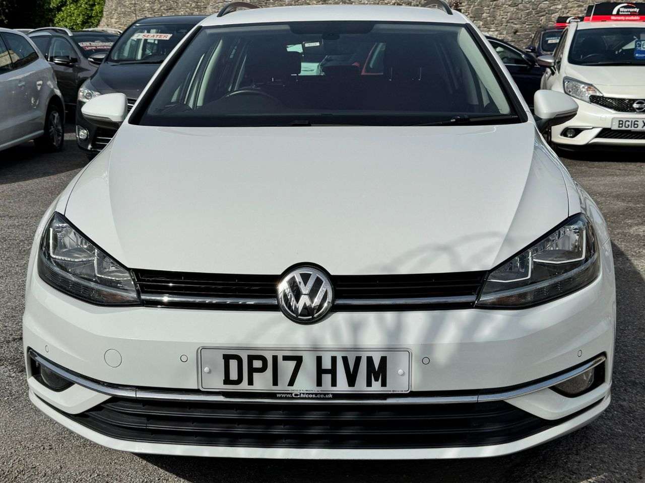A 2017 VOLKSWAGEN GOLF 1.4 TSI BlueMotion Tech SE Nav Estate 5dr Petrol Manual Euro 6 (s/s) (125 p A 2017 VOLKSWAGEN GOLF 1.4 TSI BlueMotion Tech SE Nav Estate 5dr Petrol Manual Euro 6 (s/s) (125 p