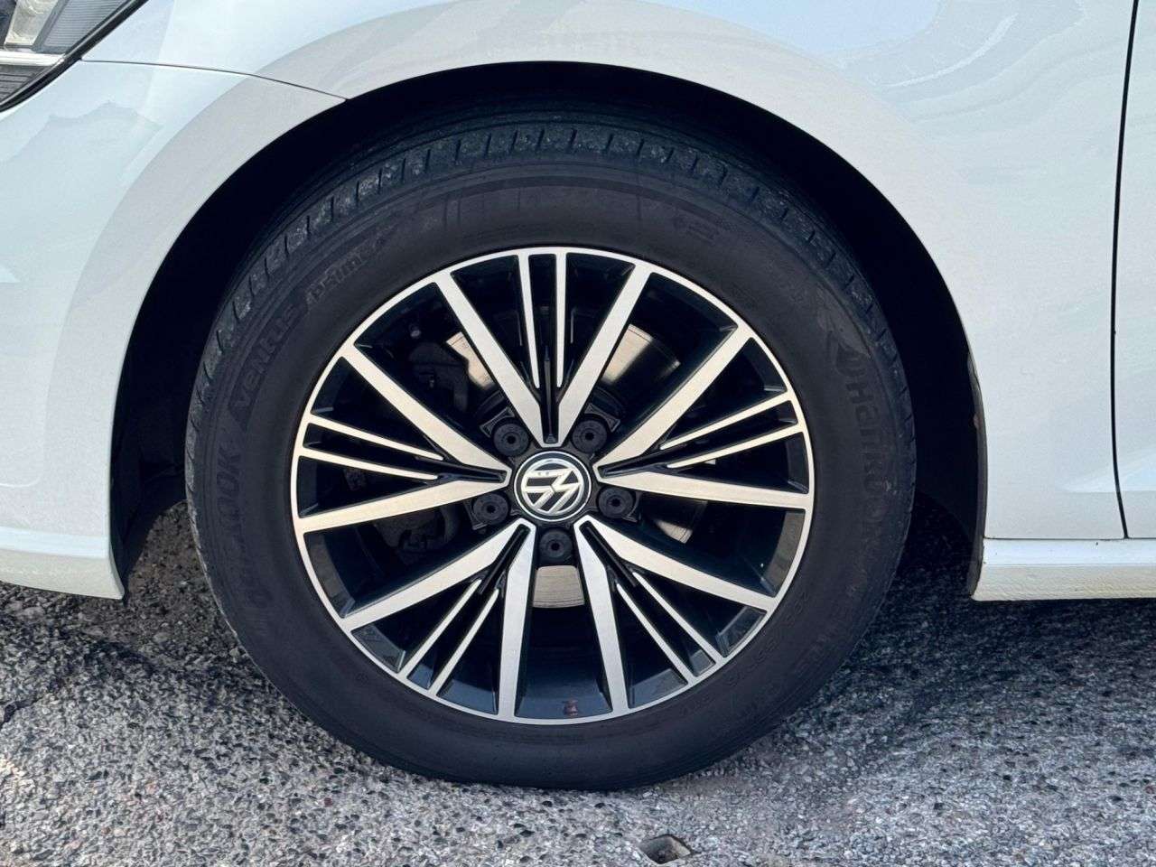 2017 VOLKSWAGEN GOLF 2017 VOLKSWAGEN GOLF