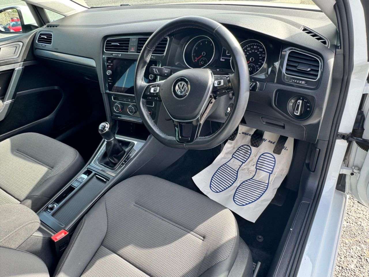 2017 VOLKSWAGEN GOLF 2017 VOLKSWAGEN GOLF