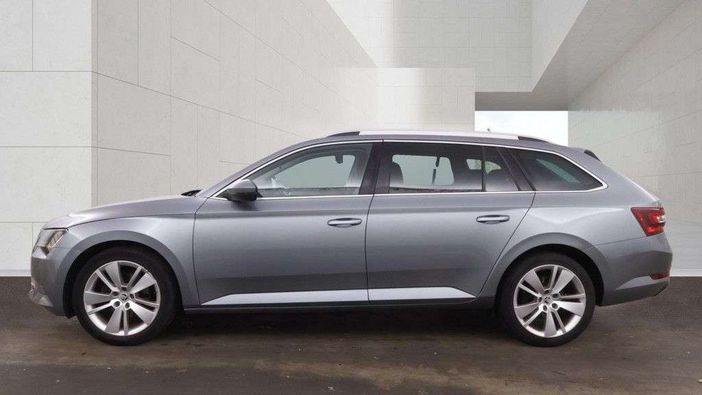 2016 SKODA SUPERB 2016 SKODA SUPERB
