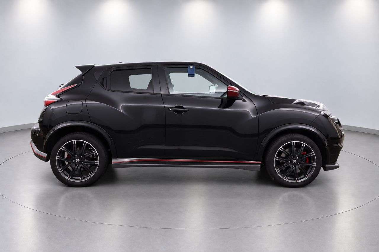 A 2017 NISSAN JUKE 1.6 DIG-T Nismo RS SUV 5dr Petrol Manual Euro 6 (218 ps) A 2017 NISSAN JUKE 1.6 DIG-T Nismo RS SUV 5dr Petrol Manual Euro 6 (218 ps)
