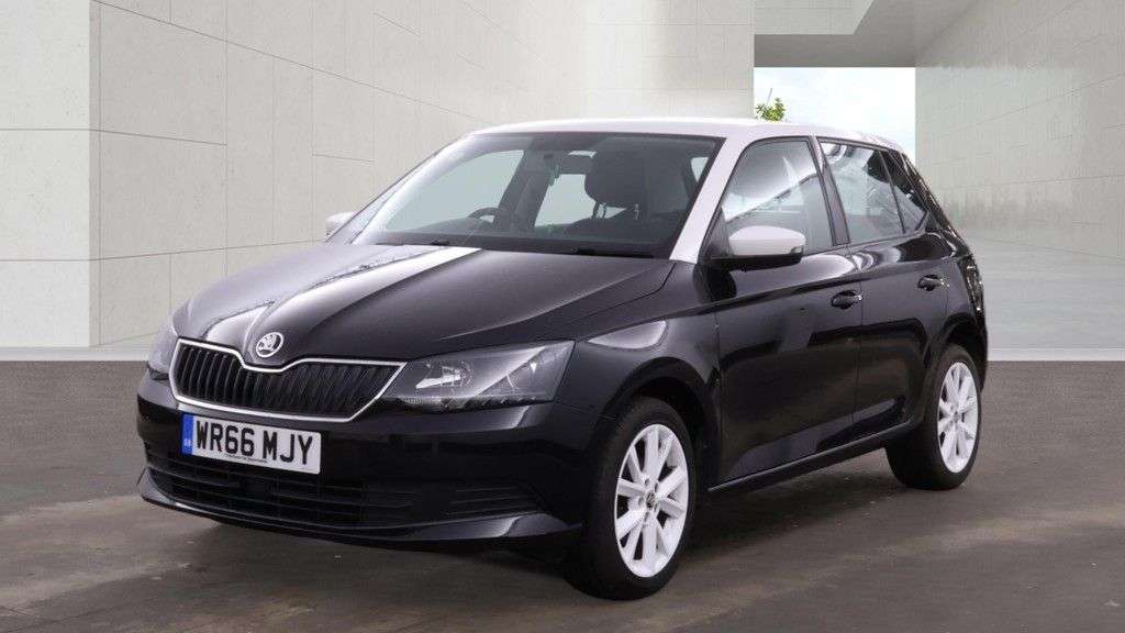A 2016 SKODA FABIA 1.2 TSI Colour Edition Hatchback 5dr Petrol Manual Euro 6 (s/s) (90 ps) A 2016 SKODA FABIA 1.2 TSI Colour Edition Hatchback 5dr Petrol Manual Euro 6 (s/s) (90 ps)