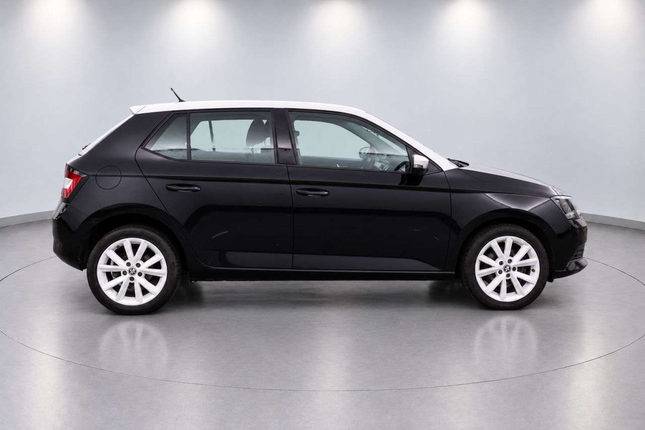 A 2016 SKODA FABIA 1.2 TSI Colour Edition Hatchback 5dr Petrol Manual Euro 6 (s/s) (90 ps) A 2016 SKODA FABIA 1.2 TSI Colour Edition Hatchback 5dr Petrol Manual Euro 6 (s/s) (90 ps)