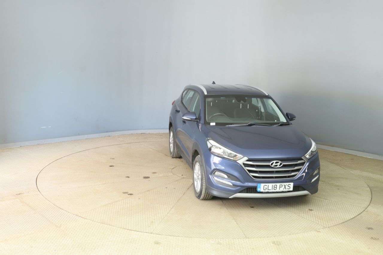 A 2018 HYUNDAI TUCSON 1.7 CRDi Blue Drive SE Nav SUV 5dr Diesel Manual Euro 6 (s/s) (116 ps) A 2018 HYUNDAI TUCSON 1.7 CRDi Blue Drive SE Nav SUV 5dr Diesel Manual Euro 6 (s/s) (116 ps)