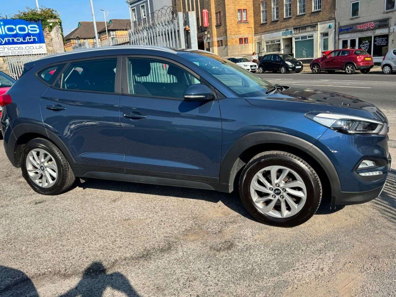 A 2018 HYUNDAI TUCSON 1.7 CRDi Blue Drive SE Nav SUV 5dr Diesel Manual Euro 6 (s/s) (116 ps) A 2018 HYUNDAI TUCSON 1.7 CRDi Blue Drive SE Nav SUV 5dr Diesel Manual Euro 6 (s/s) (116 ps)