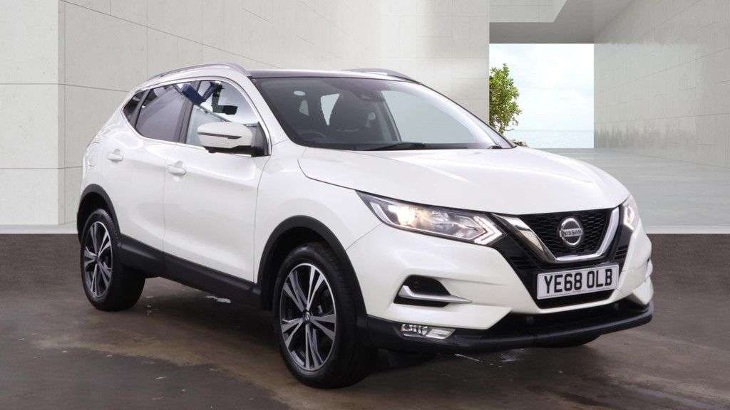 A 2018 NISSAN QASHQAI 1.2 DIG-T N-Connecta SUV 5dr Petrol Manual Euro 6 (s/s) (115 ps) A 2018 NISSAN QASHQAI 1.2 DIG-T N-Connecta SUV 5dr Petrol Manual Euro 6 (s/s) (115 ps)