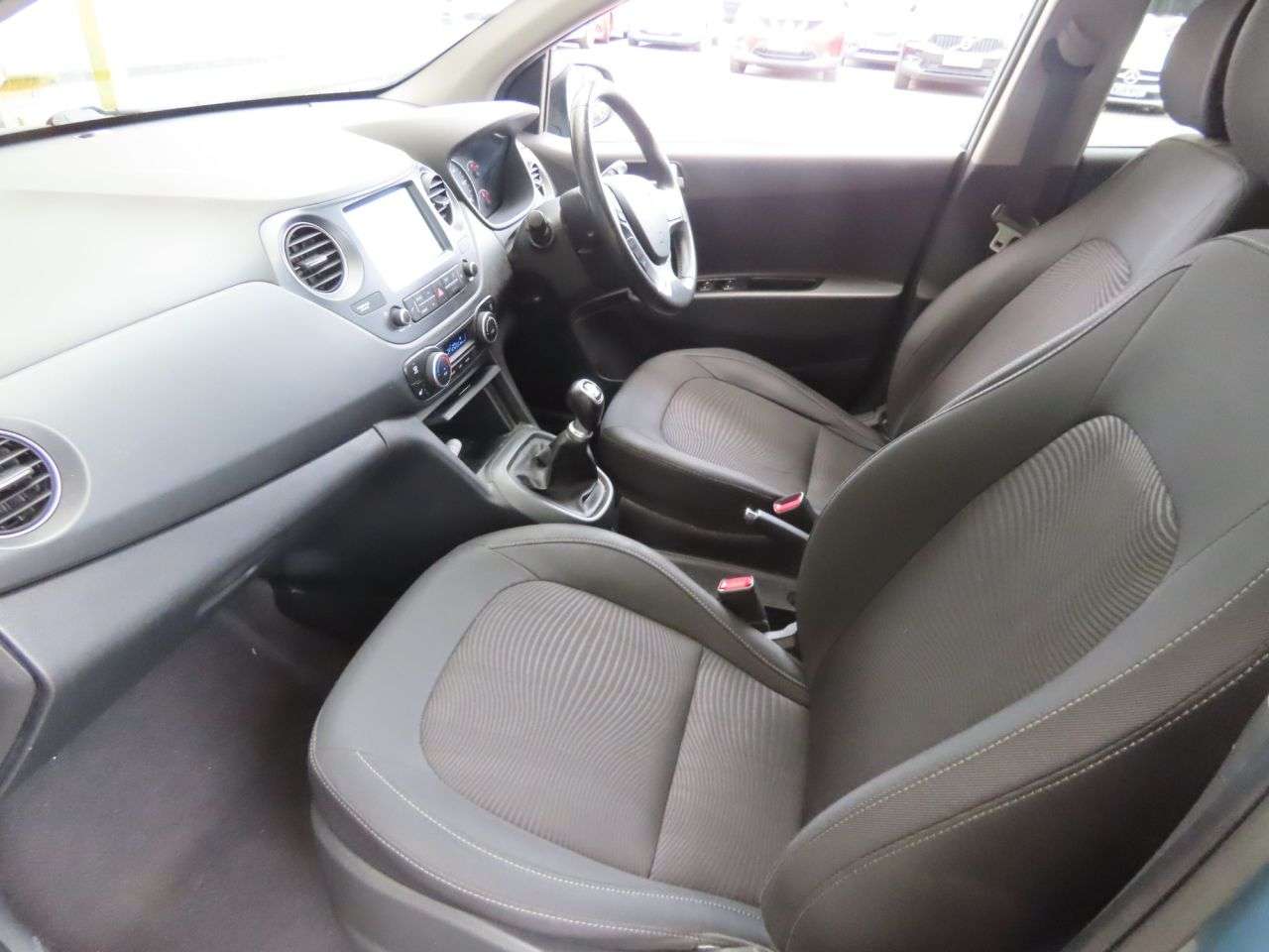 2017 HYUNDAI I10 2017 HYUNDAI I10