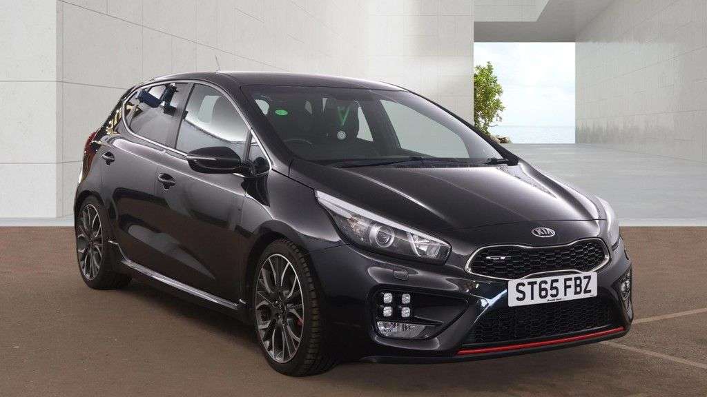 A 2015 KIA CEED 1.6 T-GDi GT Tech Hatchback 5dr Petrol Manual Euro 5 (201 bhp) A 2015 KIA CEED 1.6 T-GDi GT Tech Hatchback 5dr Petrol Manual Euro 5 (201 bhp)