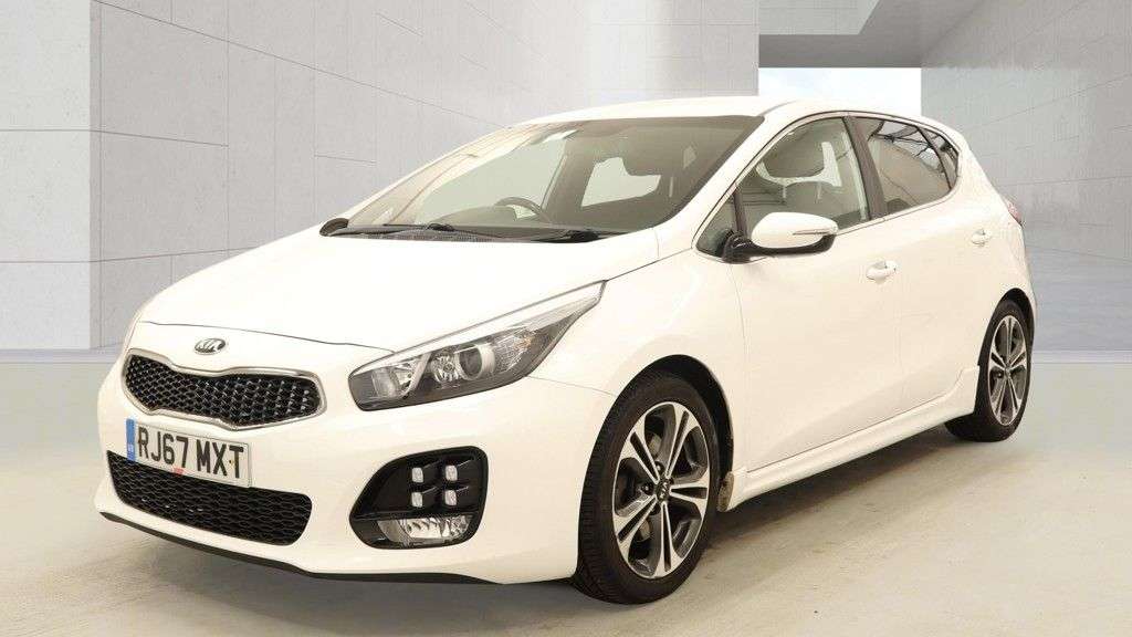 A 2018 KIA CEED 1.6 CRDi GT-Line Hatchback 5dr Diesel Manual Euro 6 (s/s) (134 bhp) A 2018 KIA CEED 1.6 CRDi GT-Line Hatchback 5dr Diesel Manual Euro 6 (s/s) (134 bhp)