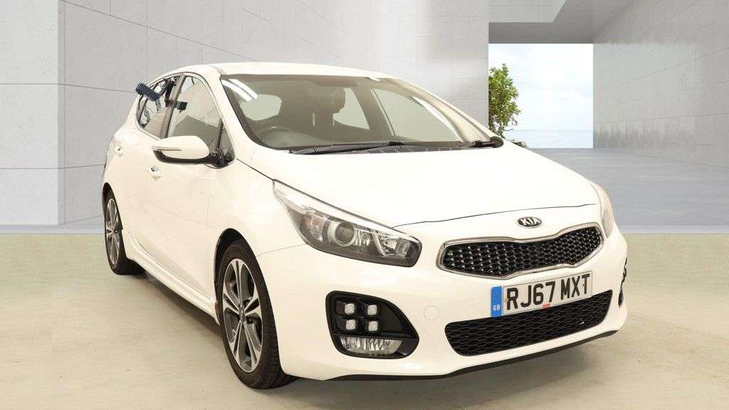 A 2018 KIA CEED 1.6 CRDi GT-Line Hatchback 5dr Diesel Manual Euro 6 (s/s) (134 bhp) A 2018 KIA CEED 1.6 CRDi GT-Line Hatchback 5dr Diesel Manual Euro 6 (s/s) (134 bhp)