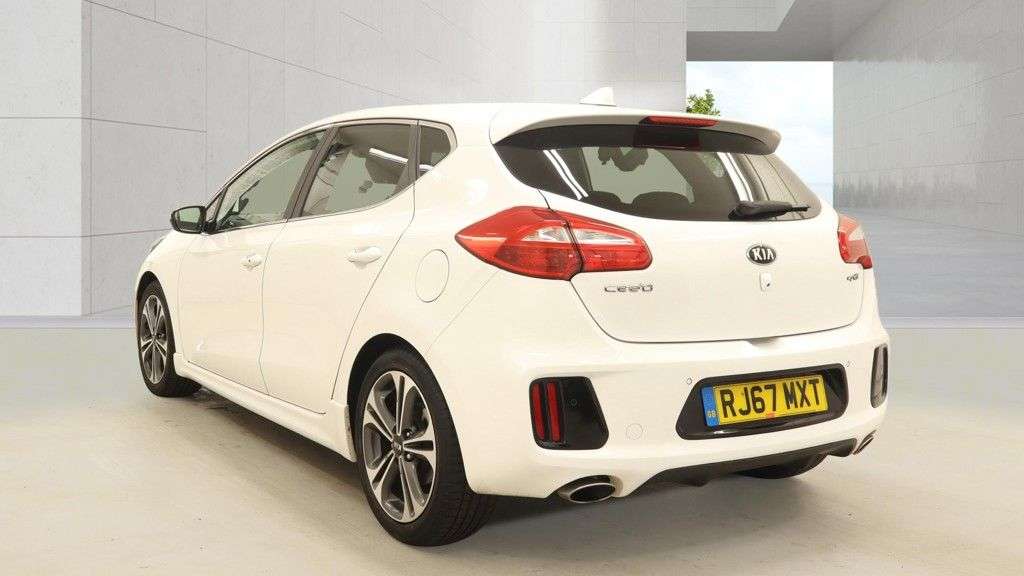 A 2018 KIA CEED 1.6 CRDi GT-Line Hatchback 5dr Diesel Manual Euro 6 (s/s) (134 bhp) A 2018 KIA CEED 1.6 CRDi GT-Line Hatchback 5dr Diesel Manual Euro 6 (s/s) (134 bhp)