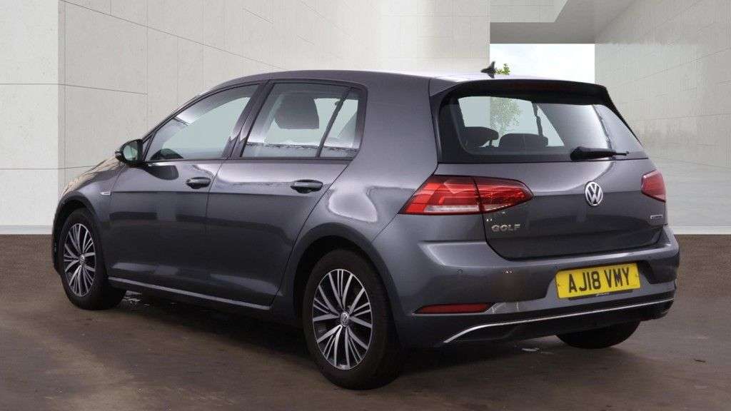 2018 VOLKSWAGEN GOLF 2018 VOLKSWAGEN GOLF