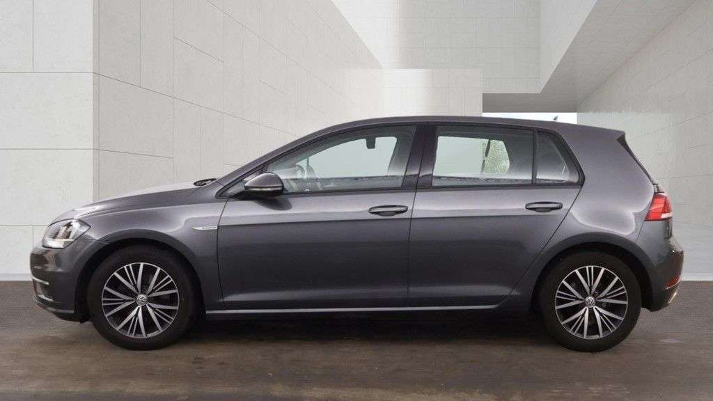 2018 VOLKSWAGEN GOLF 2018 VOLKSWAGEN GOLF